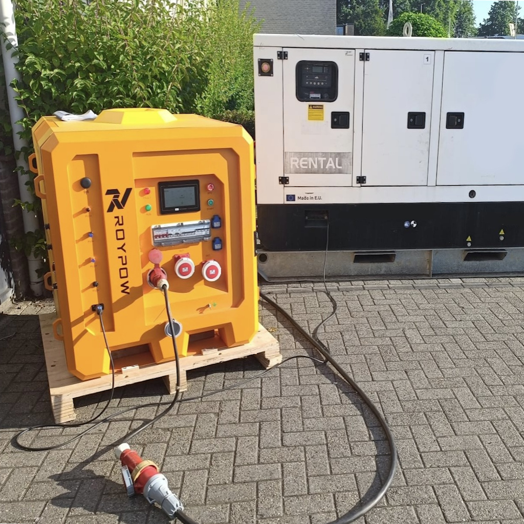 RoyPow PC15KT-LA-208 33kWh 15kW Trifásico 208V_3